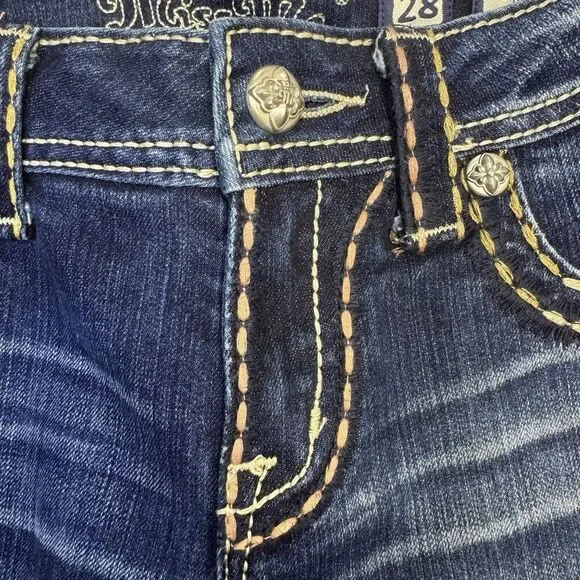 NWOT Miss Me Bootcut Jeans 28 Bling Embroidered Low Rise Denim Saddle Stitched - Picture 12 of 13